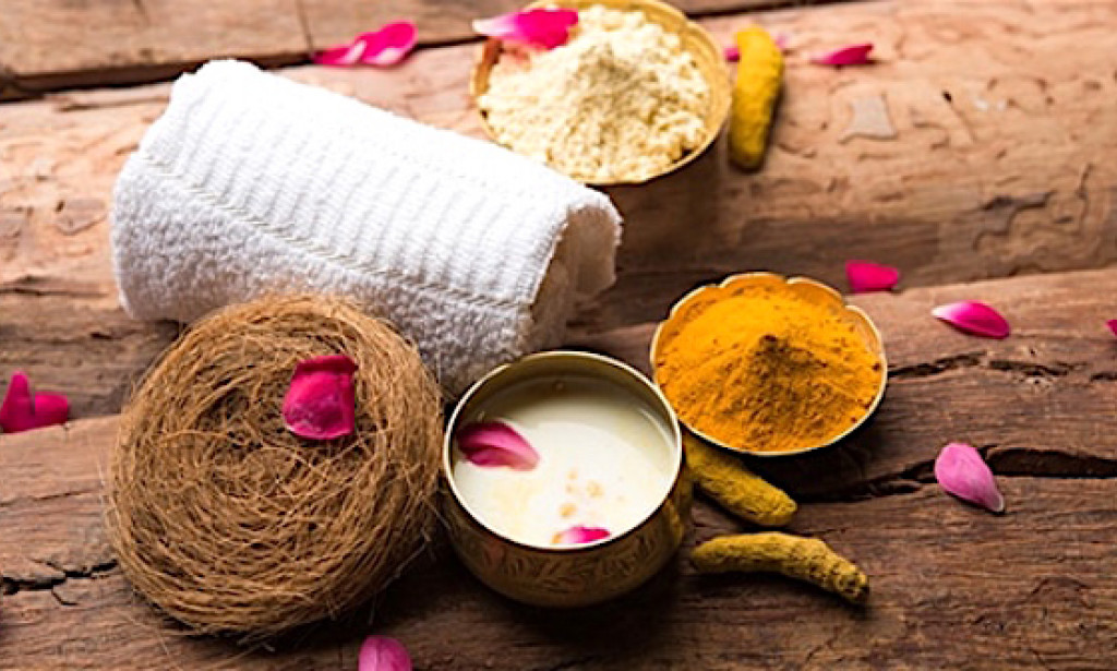 Top 5 Ayurvedic Beauty Tips for your Skin Type