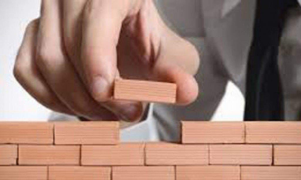 How Can Private Equity Consulting Firms Help in Developing & Supervising Investing Policies?